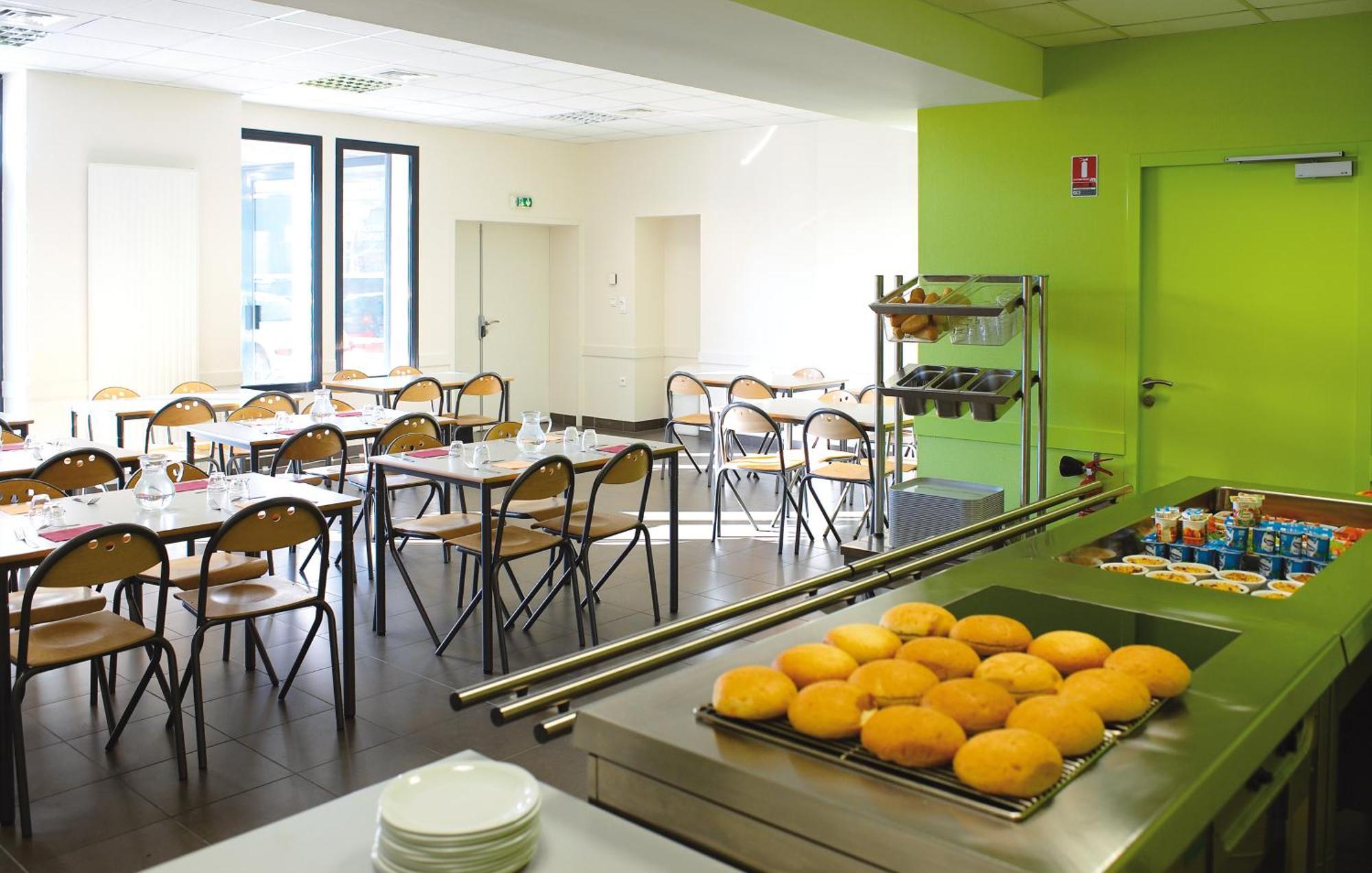 Jf Accueil & Formation Hotel Cholet Ngoại thất bức ảnh